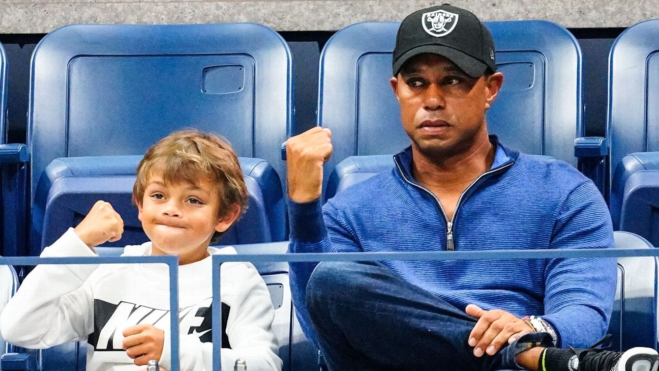 Tiger Woods To Play With 11 Year Old Charlie In Father Son Event