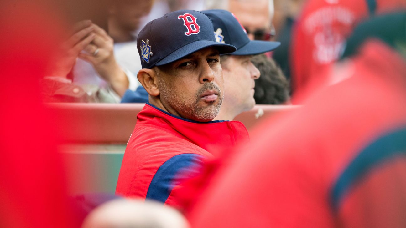 Alex Cora out as Red Sox manager following sign-stealing scandals - ESPN