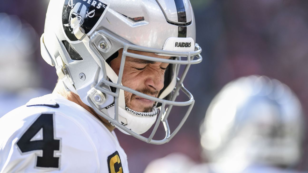 Derek Carr booed as Raiders lose final game in Oakland - ABC7 Los Angeles