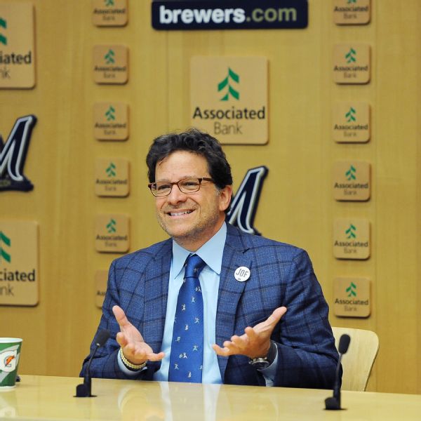 Brewers' owner: Renovation talks in early stages