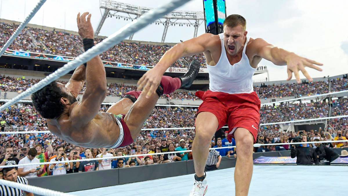 Bucs' Rob Gronkowski Challenges 'The Rock' To Wrestlemania Matchup
