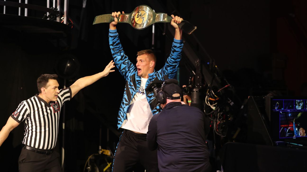 Triple H Jokes About Tom Brady Beating Rob Gronkowski for WWE 24/7  Championship, News, Scores, Highlights, Stats, and Rumors