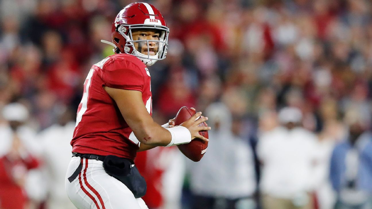 Tua Tagovailoa leaves game after hit to his right knee in Alabama win over  Mississippi St.