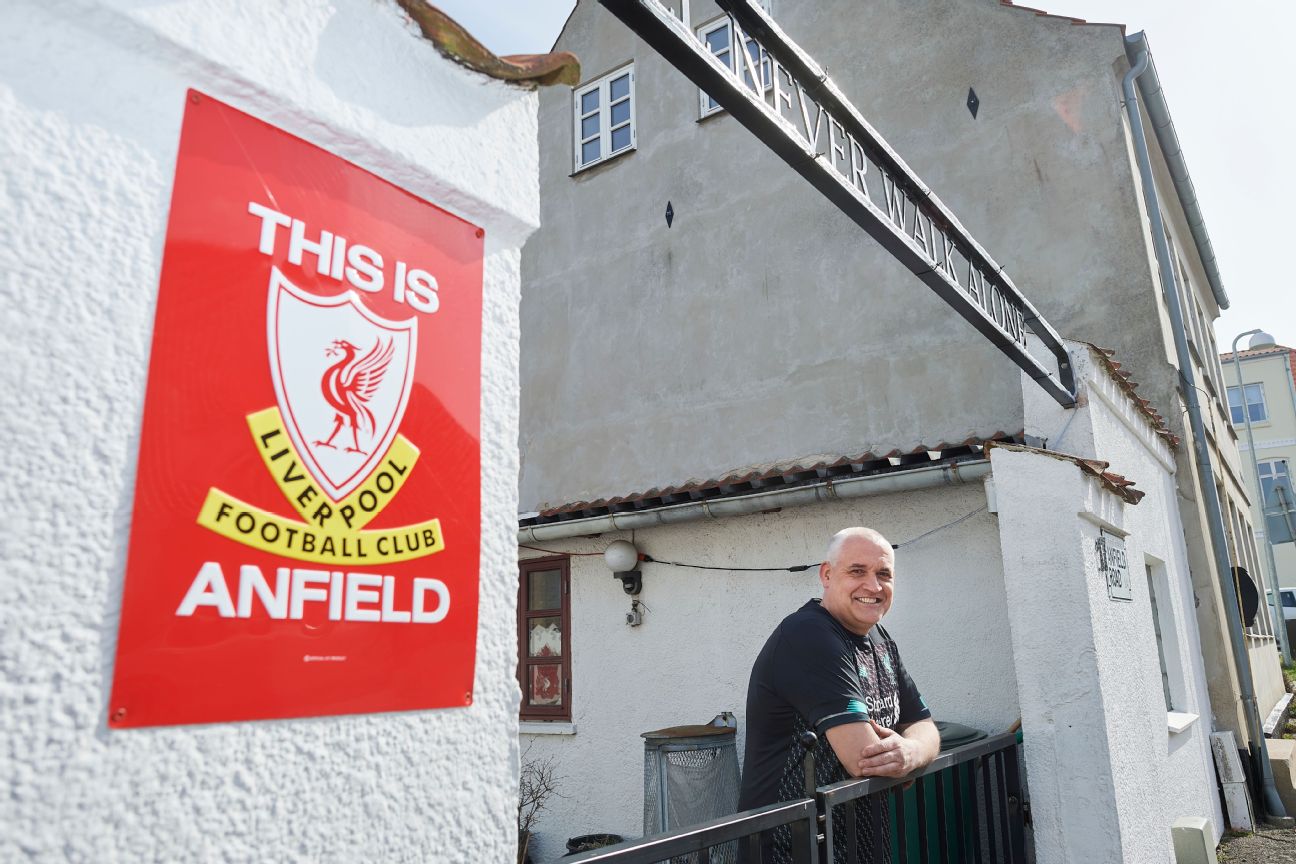 This Is Anfield Liverpool Superfan Turns His Home Into Shrine Complete With You Ll Never Walk Alone Gate