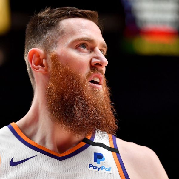 Raptors sign Baynes, Boucher to 2-year deals