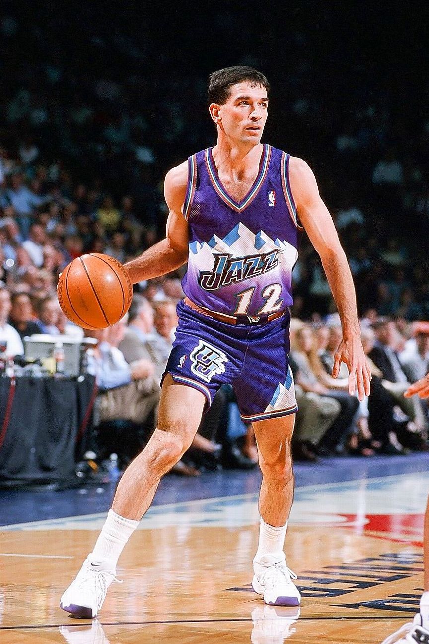 10 Best Jerseys In NBA History, Ranked