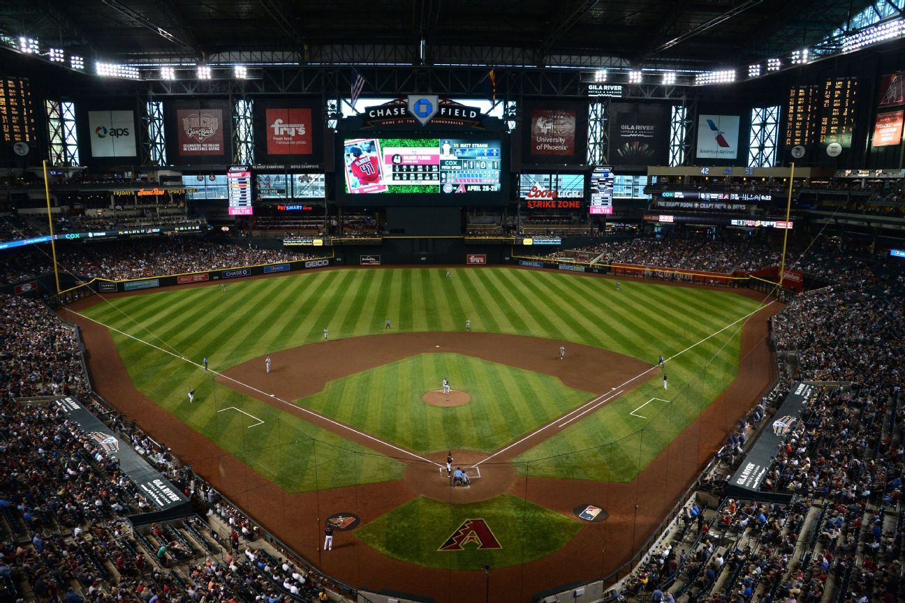 Diamondbacks Push For Public Help To Upgrade Chase Field