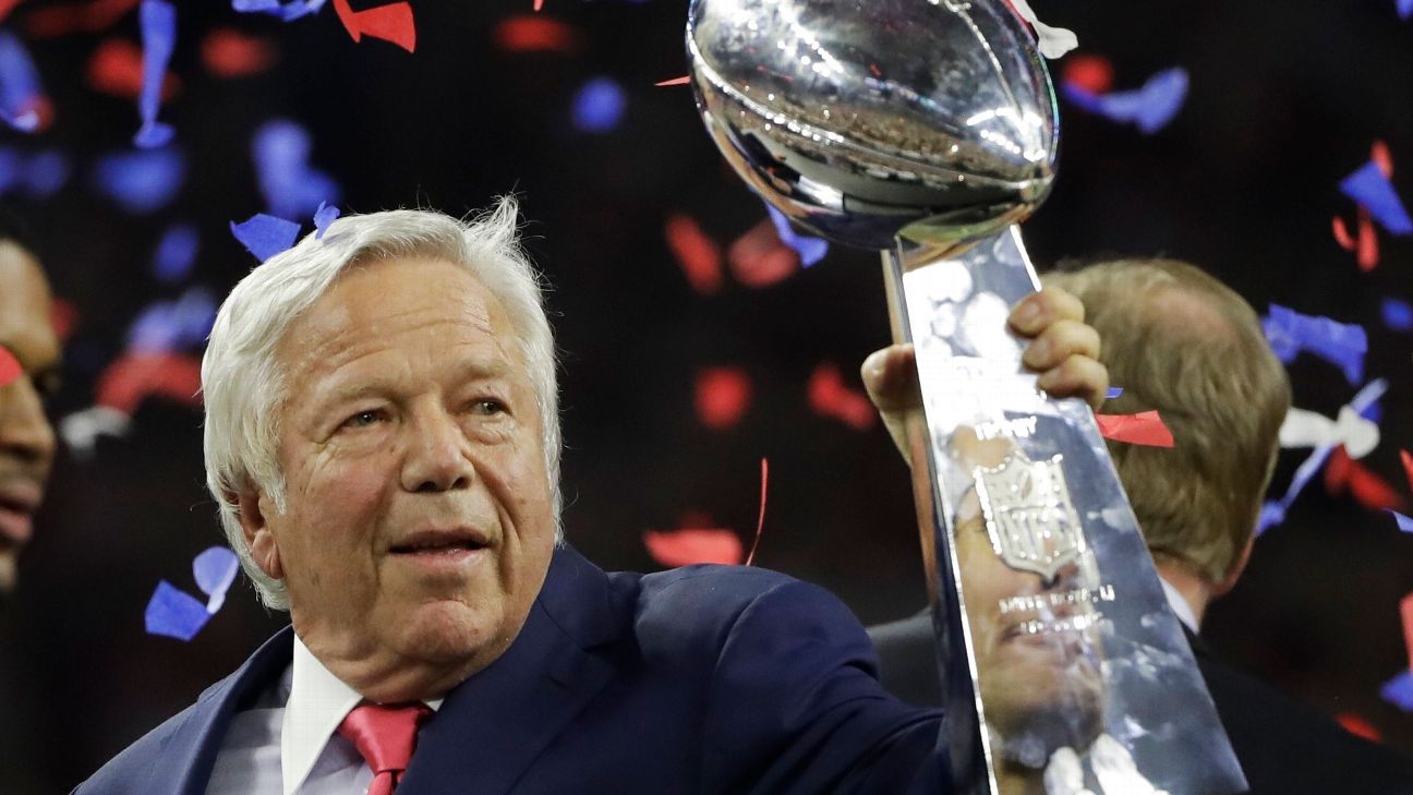 Patriots owner Robert Kraft auctions off Super Bowl LI ring for $1