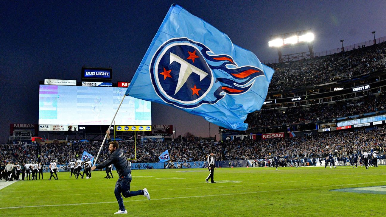 Titans switch to new synthetic turf at Nissan Stadium