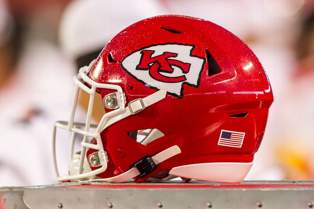 Chiefs' Gay arrested, pleads not guilty to charge