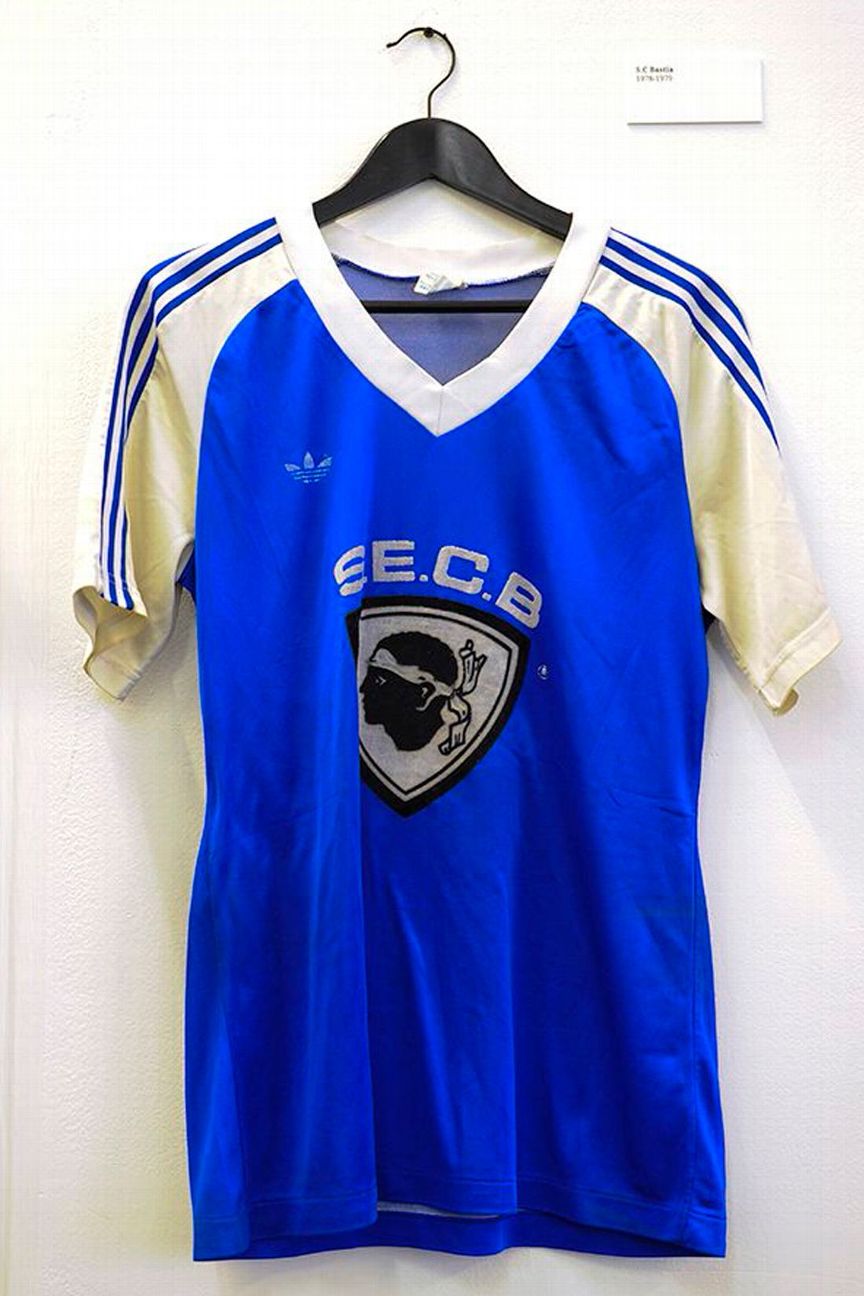 The 18 Best Soccer Jerseys Then And Now