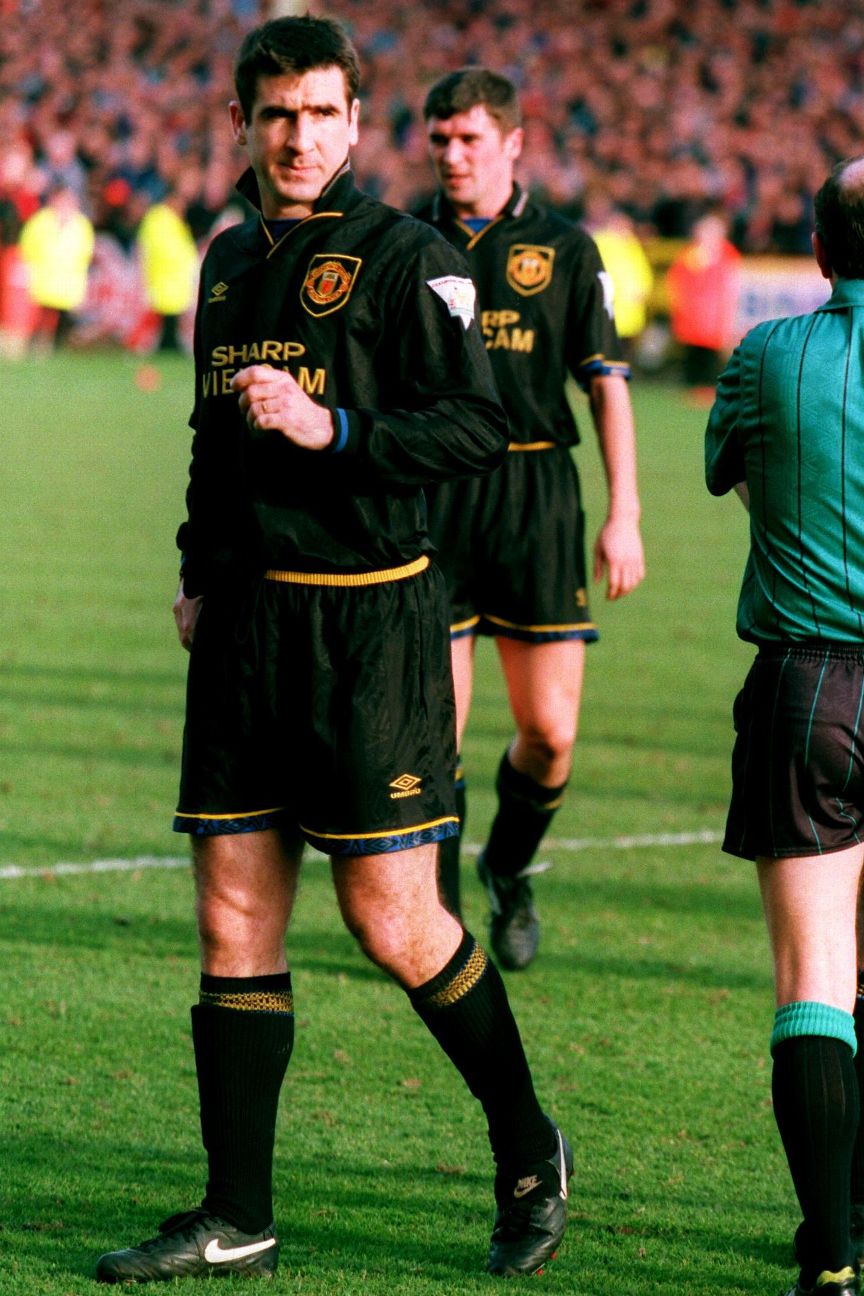Match 2000 – Millennium Collection Manchester United No 4 George Best 