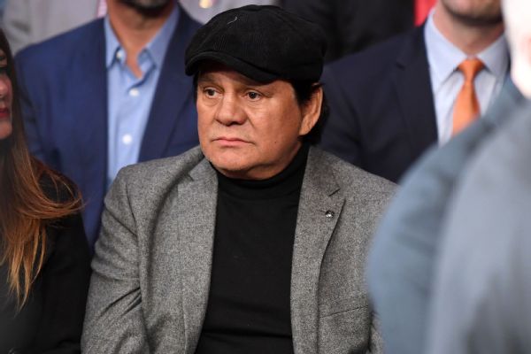Boxing great Duran receiving care for heart issue
