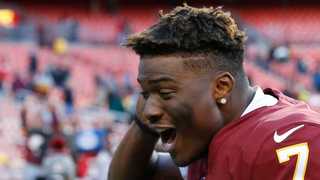 Dwayne Haskins Misses Final Play of Game Because He Was Taking Selfies