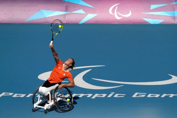 Wheelchair pioneers Vergeer, Draney set for Hall