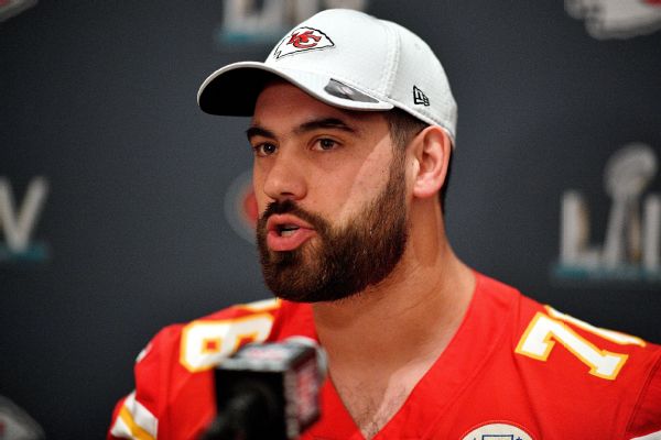 Duvernay-Tardif honored as top Canadian athlete