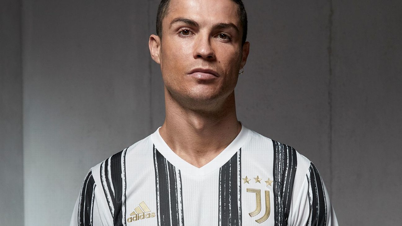 Cristiano Ronaldo models Juventus 2020 