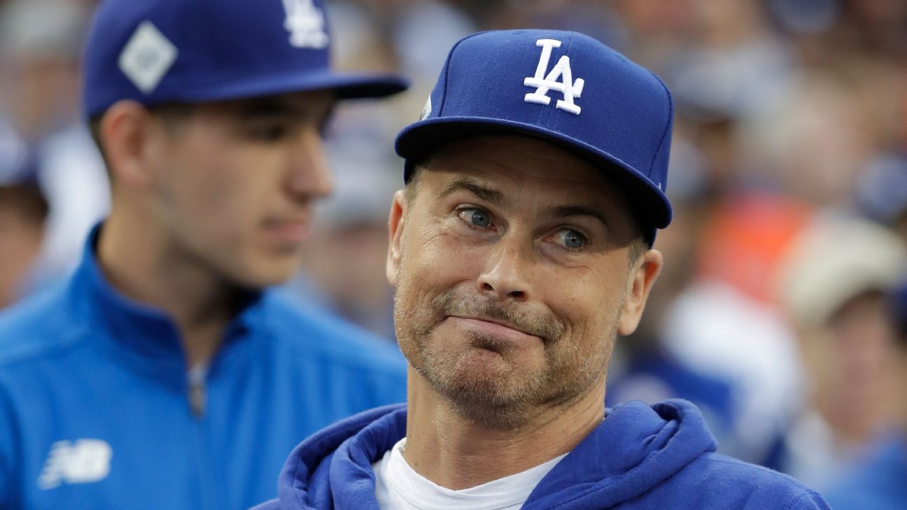 Rob Lowe embraces fans ridiculing him for wearing NFL hat at NFC  championship game Rob Lowe embraces fans ridiculing him for wearing NFL hat  at NFC championship game