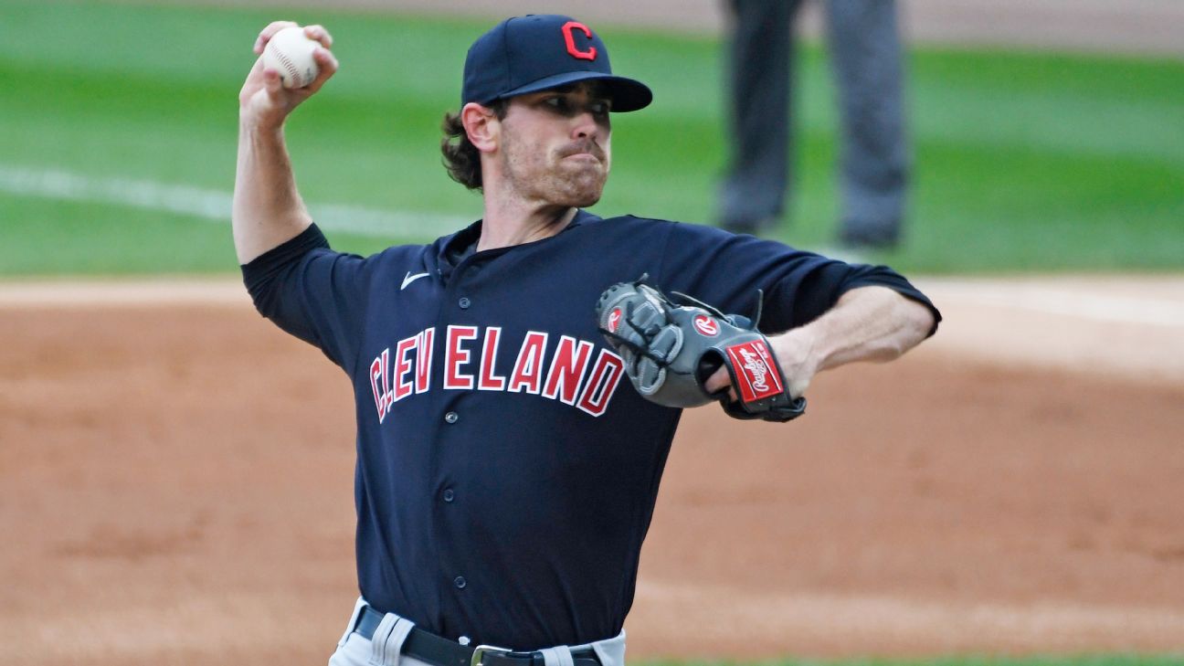 Shane Bieber lowers ERA in final start, Cleveland tops Chicago