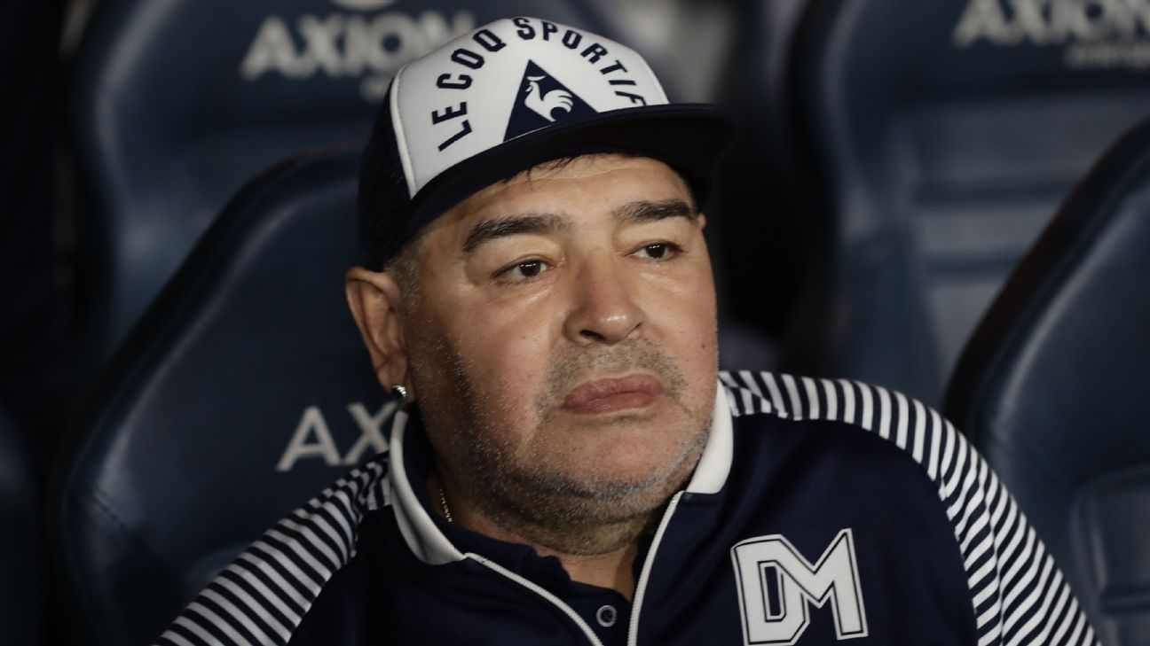 Eight to stand trial for role in Maradona's death thumbnail
