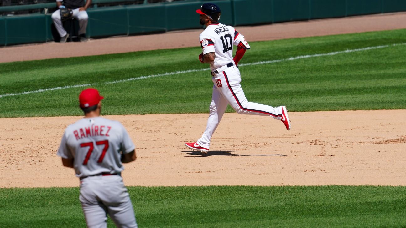 Cardinals hit four straight home runs