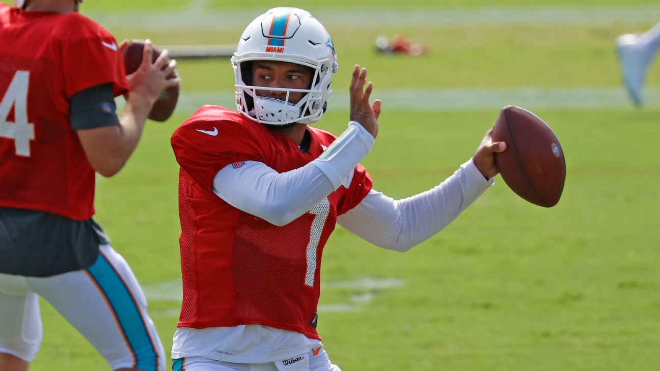 DeVante Parker of the Miami Dolphins runs a drill during practice at