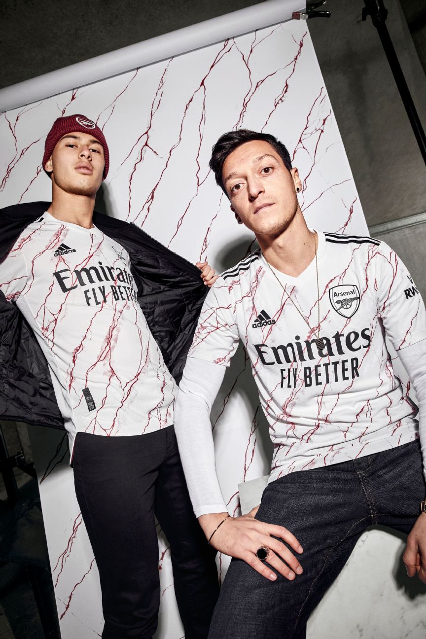 arsenal new away kit