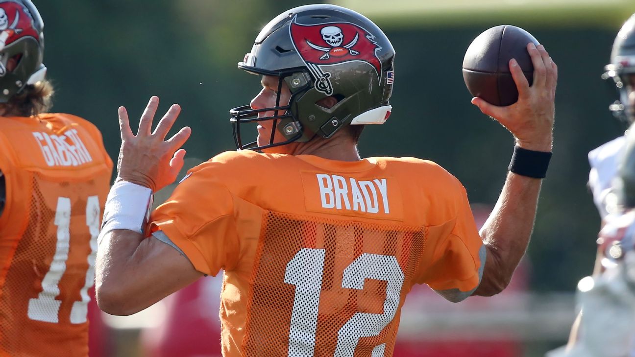 Tom Brady, Bucs players take the field at Tampa's Berkeley Prep: exclusive  photos