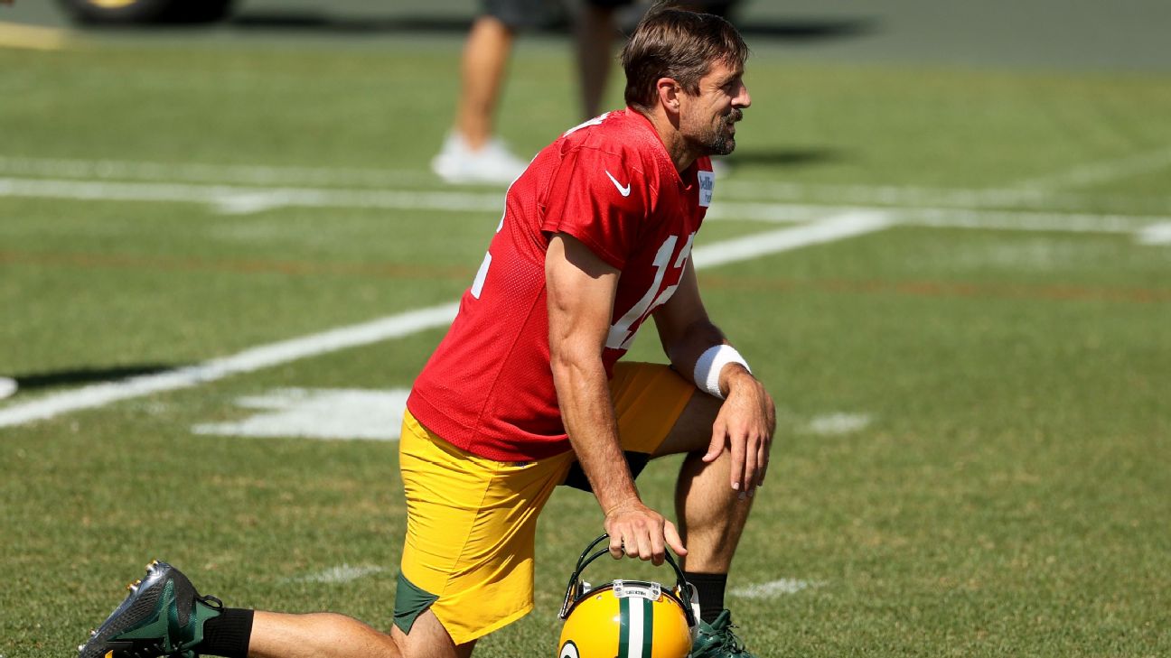 Packers' Aaron Rodgers says he's in better place after unique