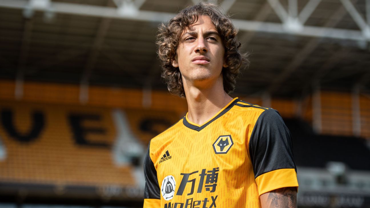 Wolves Break Club Record To Sign 18 Year Old Fabio Silva From Porto