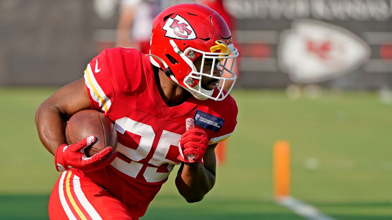 Chiefs OC Eric Bieniemy praised running back performances in Week 1