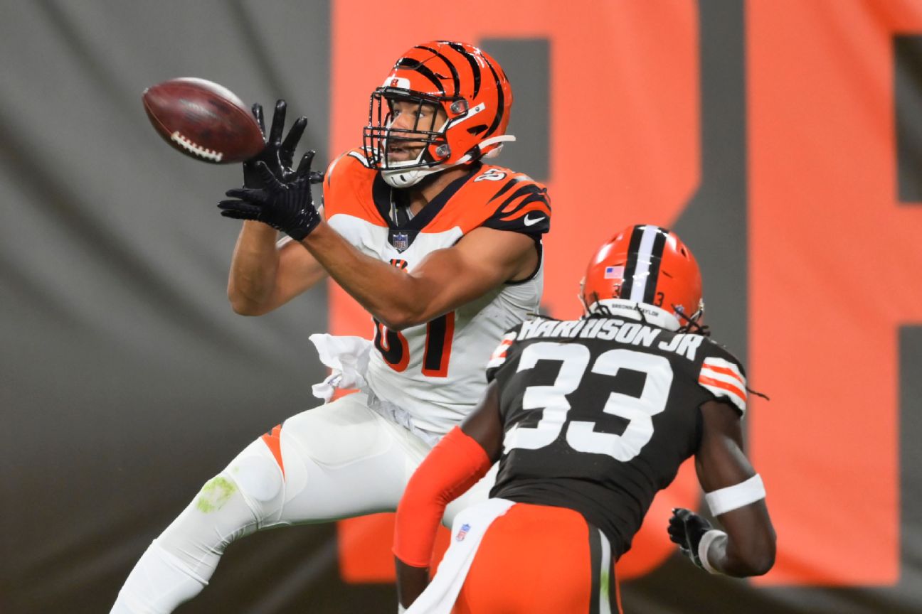 C.J. Uzomah of the Cincinnati Bengals runs the ball up the sideline