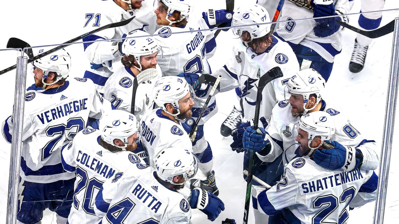 Game 4 takeaways Controversial ending puts Lightning puts Lightning on