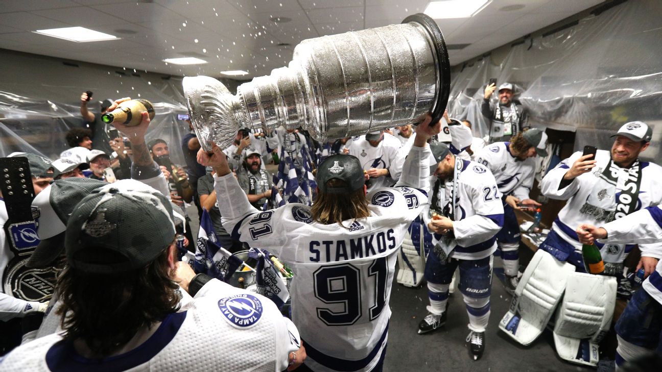 Two-sports star? Steven Stamkos spends summer playing beer league baseball  - NBC Sports