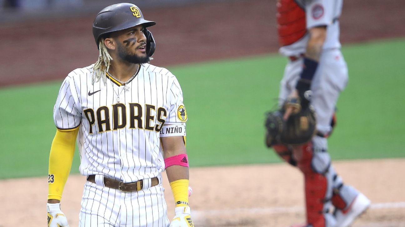 Padres star Tatis has shoulder problem, to be re-evaluated