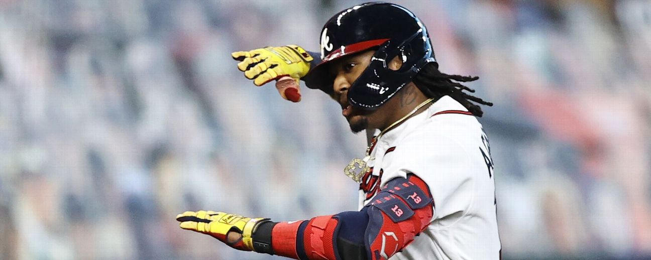 Randy Arozarena festejó home run con sombrero de mariachi - ESPN