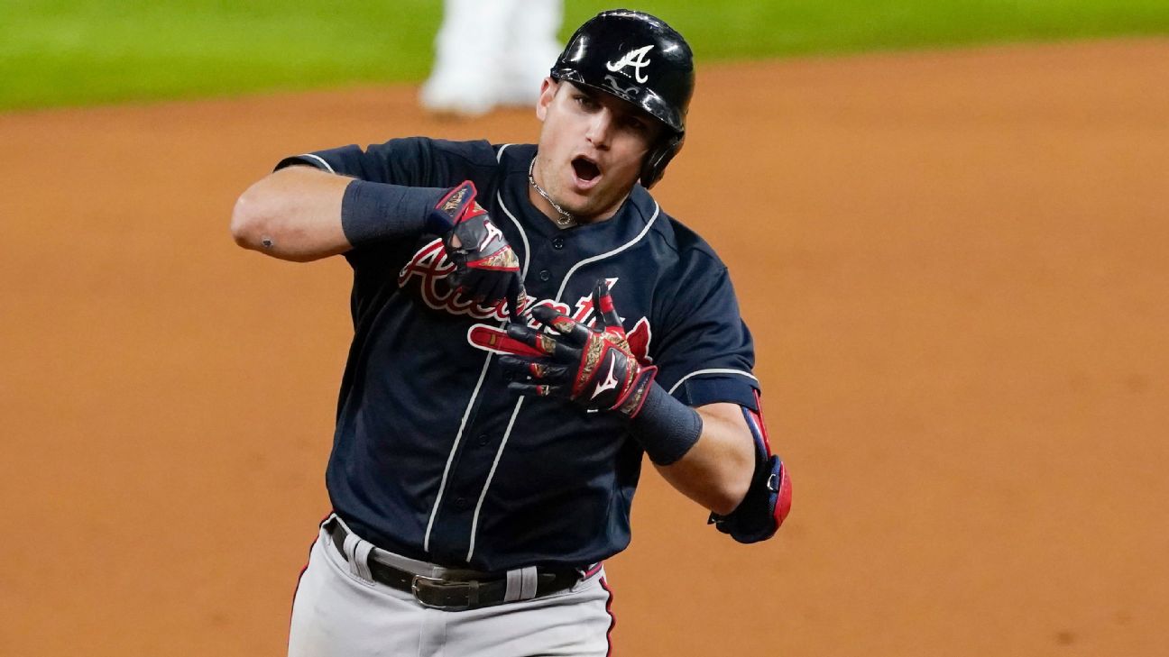 Atlanta Braves' No. 9 hitter Austin Riley opens floodgates with 9th-inning  HR in NLCS Game 1 win - ESPN