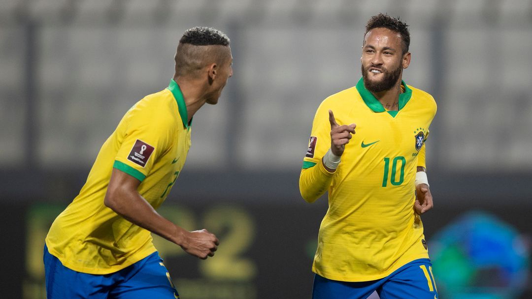 Neymar supera Pelé com gols em jogos da seleção e famosos parabenizam, TV  & Famosos