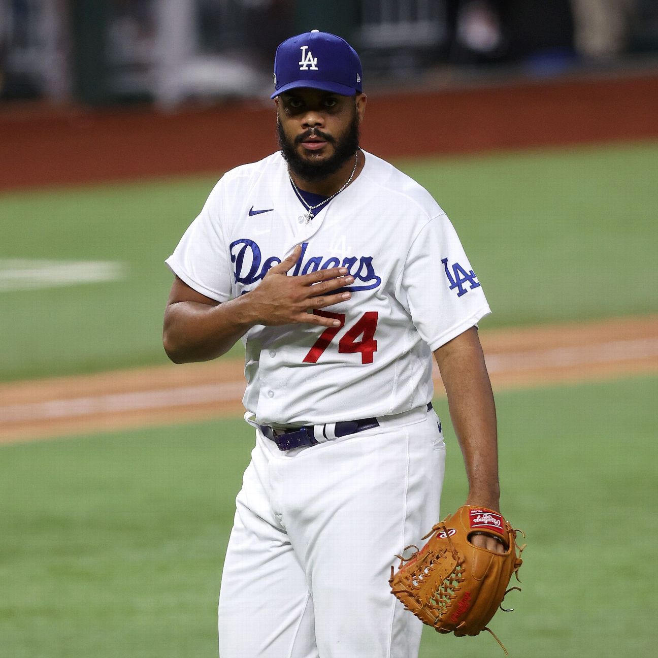 Former Dodgers closer Kenley Jansen has tools to succeed with