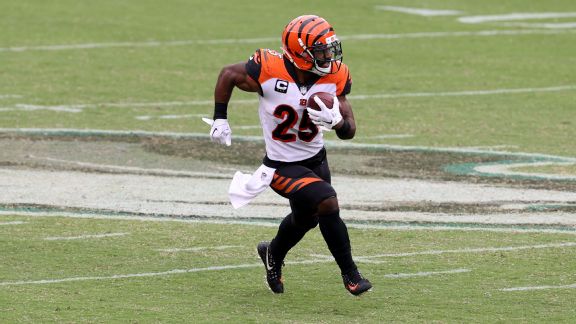 Fantasy waiver wire for Week 8: Gio Bernard, Carlos Hyde among top pickups
