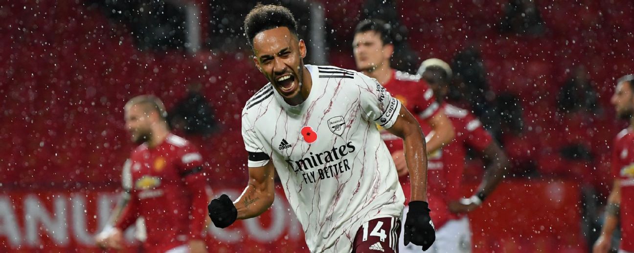 Aubameyang earns Arsenal first win at Man Utd in 14 years
