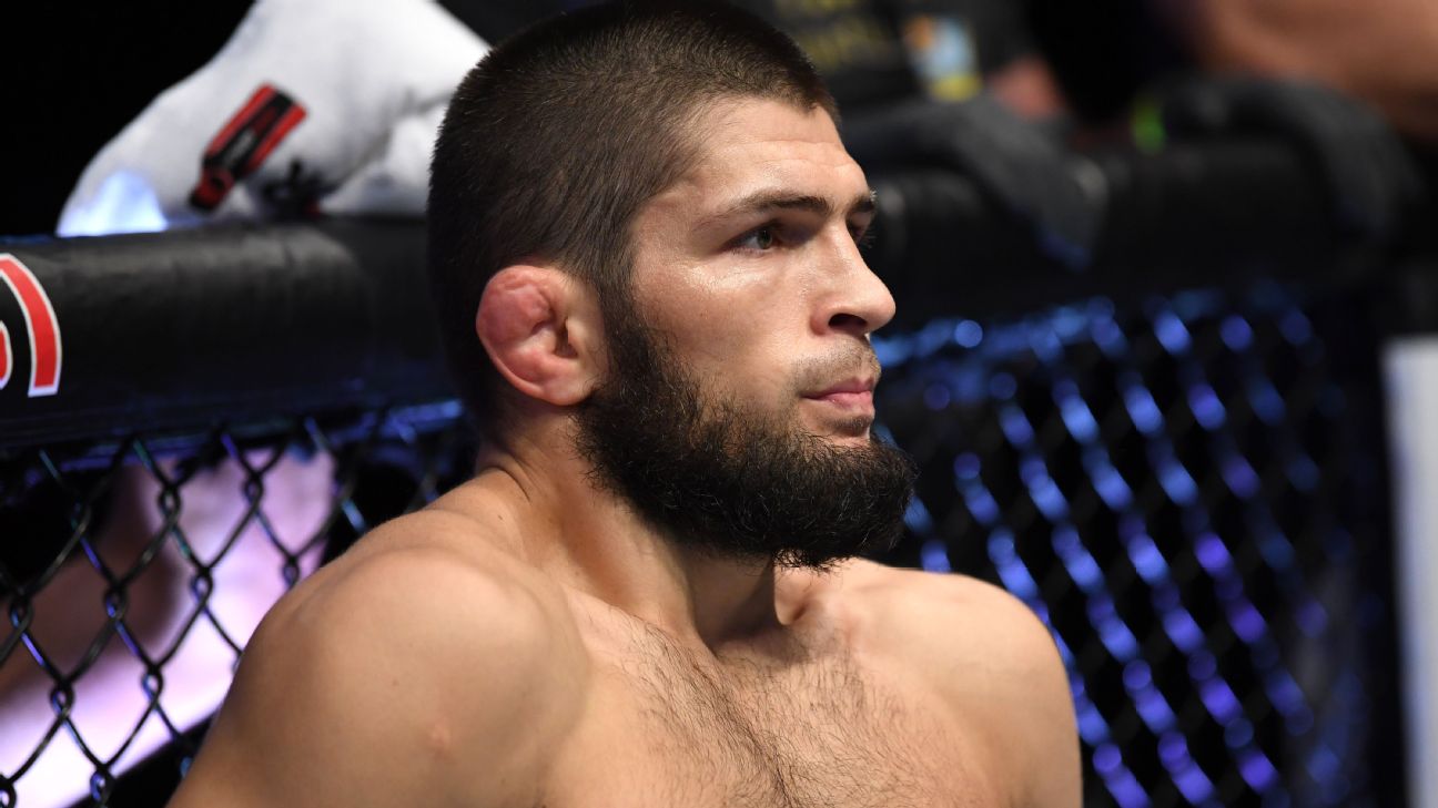 Khabib responde 'desafios' e afirma: 'Só volto em novembro'; veja