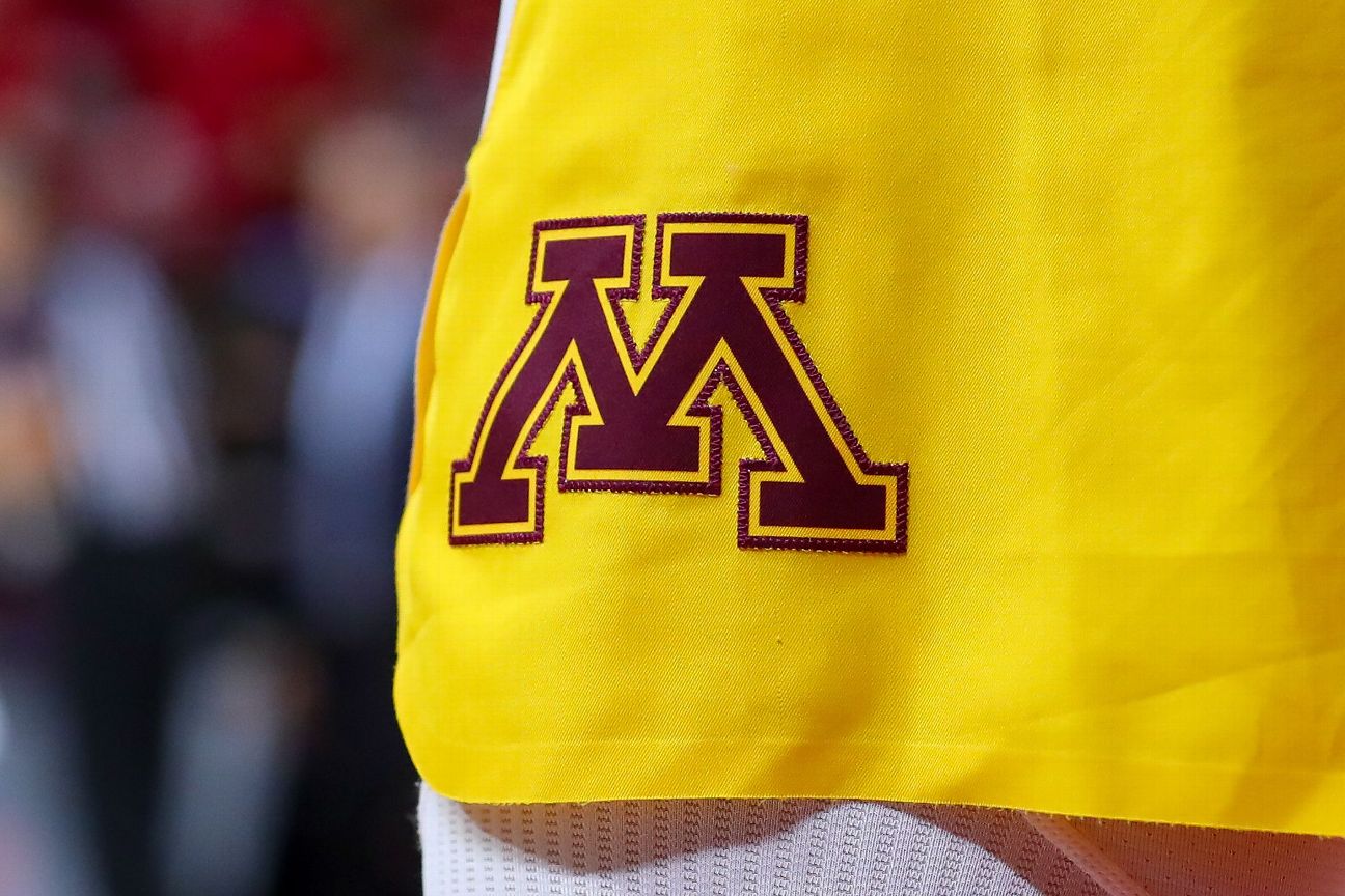 Pemain basket perguruan tinggi Minnesota Golden Gophers Parker Fox menderita cedera lutut kanan