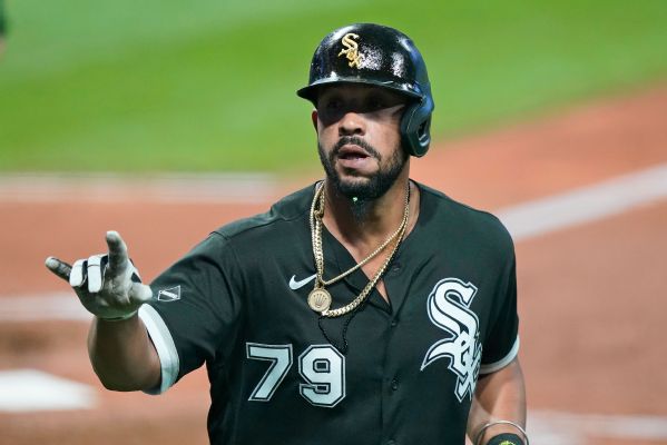 White Sox star Abreu tests positive for COVID-19