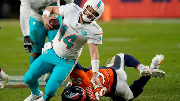 NFL Week 12 fantasy football inactives watch: Who's in and who's out?