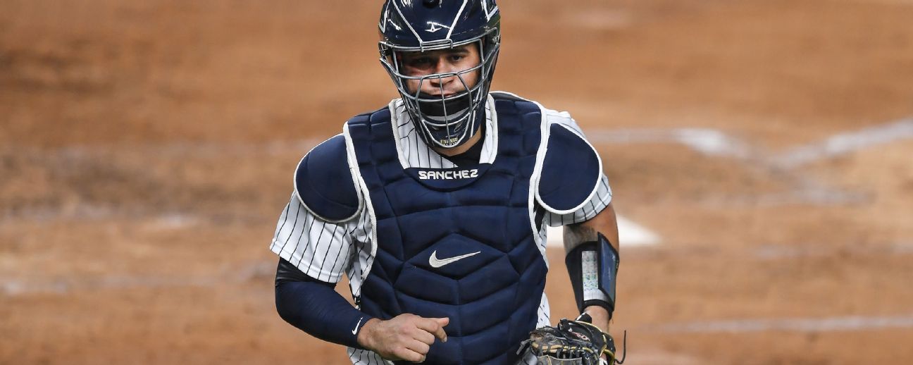 Padres claim catcher Gary Sanchez from Mets