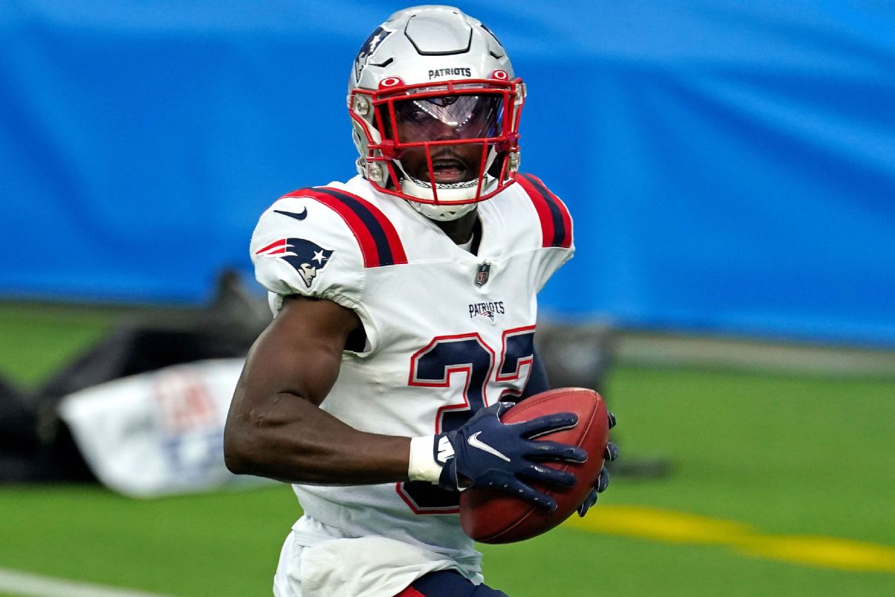 McCourty has kids announce return to Patriots