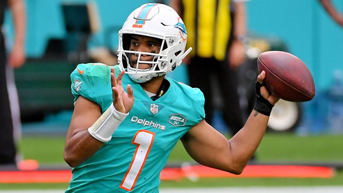 Tua Tagovailoa Plays for Miami Dolphins in Blowout of NY Jets