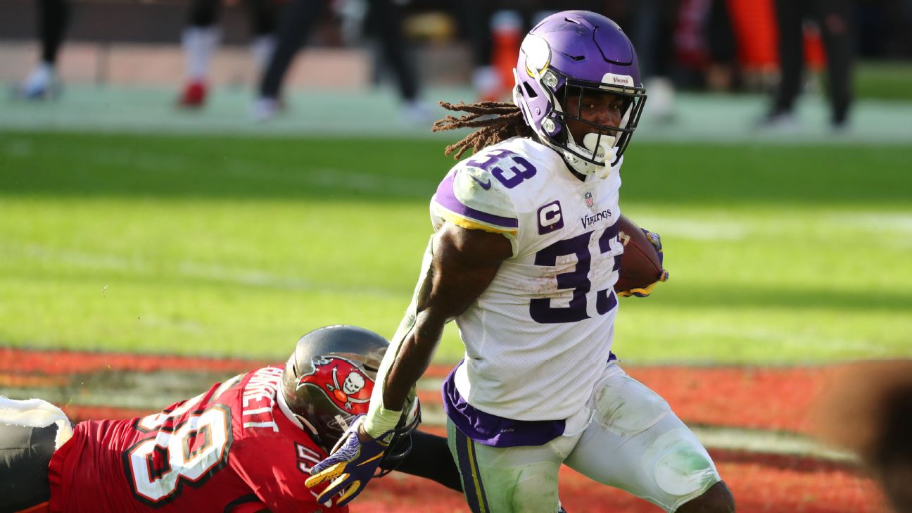 Vikings' Dalvin Cook exits win against Lions with shoulder injury