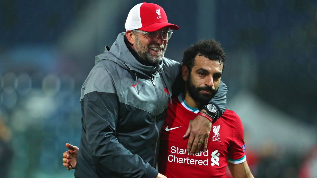 Jürgen Klopp deixa recado para Salah e Mané: 'Aqui você é parte de